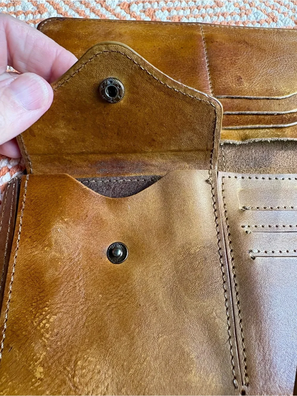 Leather Carmel Color Leteulo Billfold 9 Card Coin Wallet Vintage Soft Leather